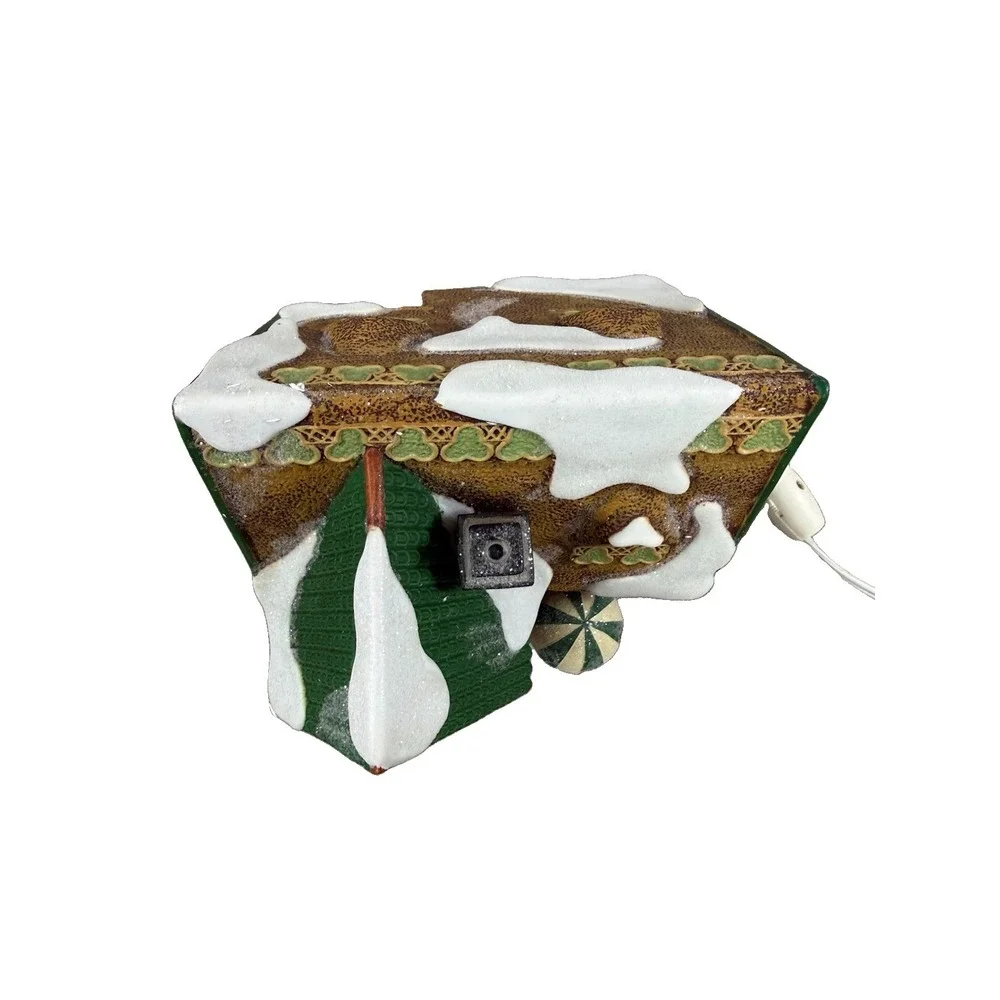 Dept 56 North Pole McElfin's Irish Restaurant & Gifts Christmas Lighted Village